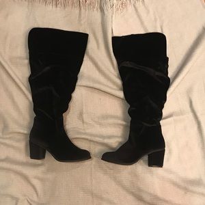 Over the Knee Scrunchy Boots. (For wide calves)